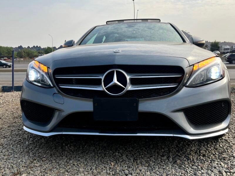 Mercedes Benz C300 4MATIC