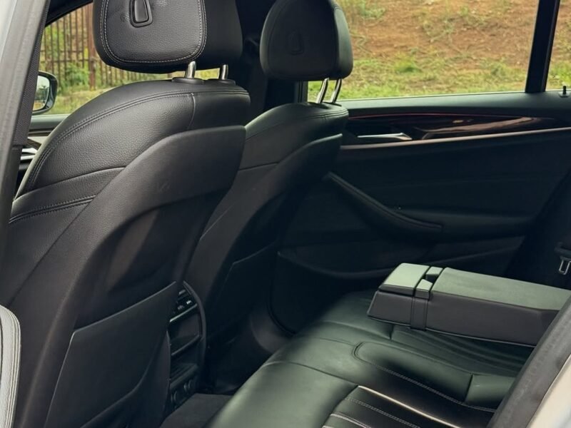 2019 BMW 530i