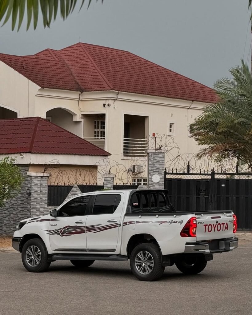 Brand New 2024 Toyota Hilux SR5 – Diesel 4x4