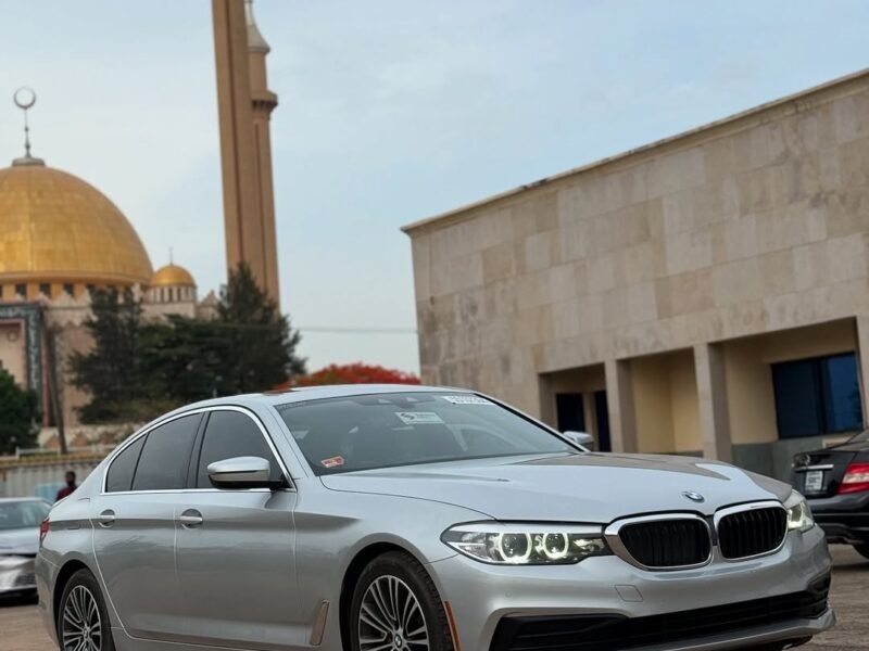 2019 BMW 530i