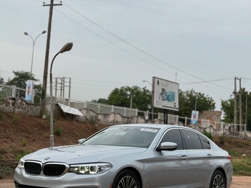 2019 BMW 530i