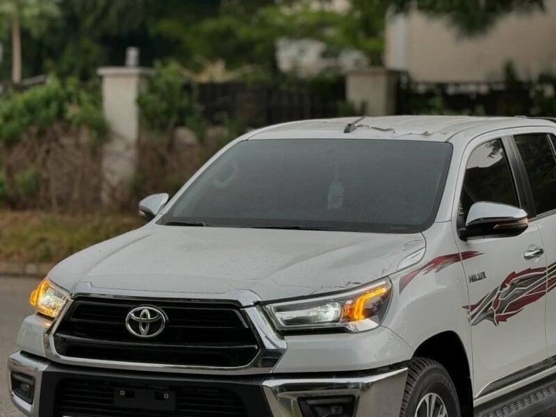 Brand New 2024 Toyota Hilux SR5 – Diesel 4x4