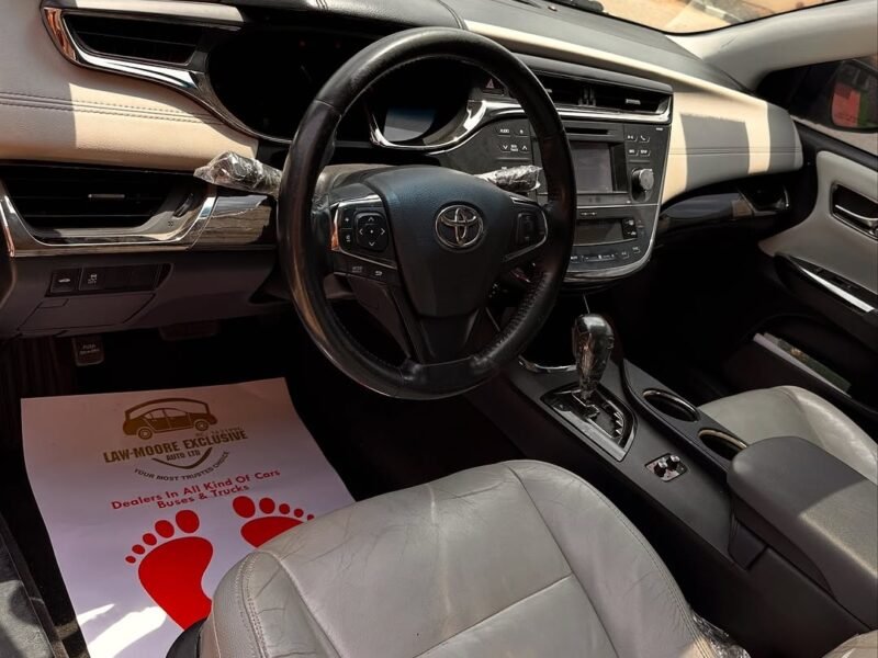 2014 Toyota Avalon XLE