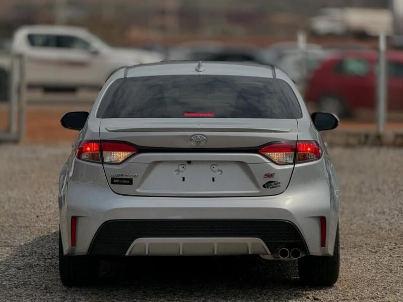 Foreign used 2021 Toyota Corolla SE