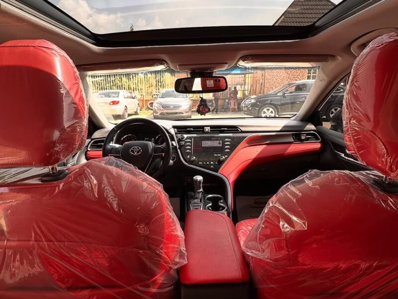 2019 Toyota Camry XSE