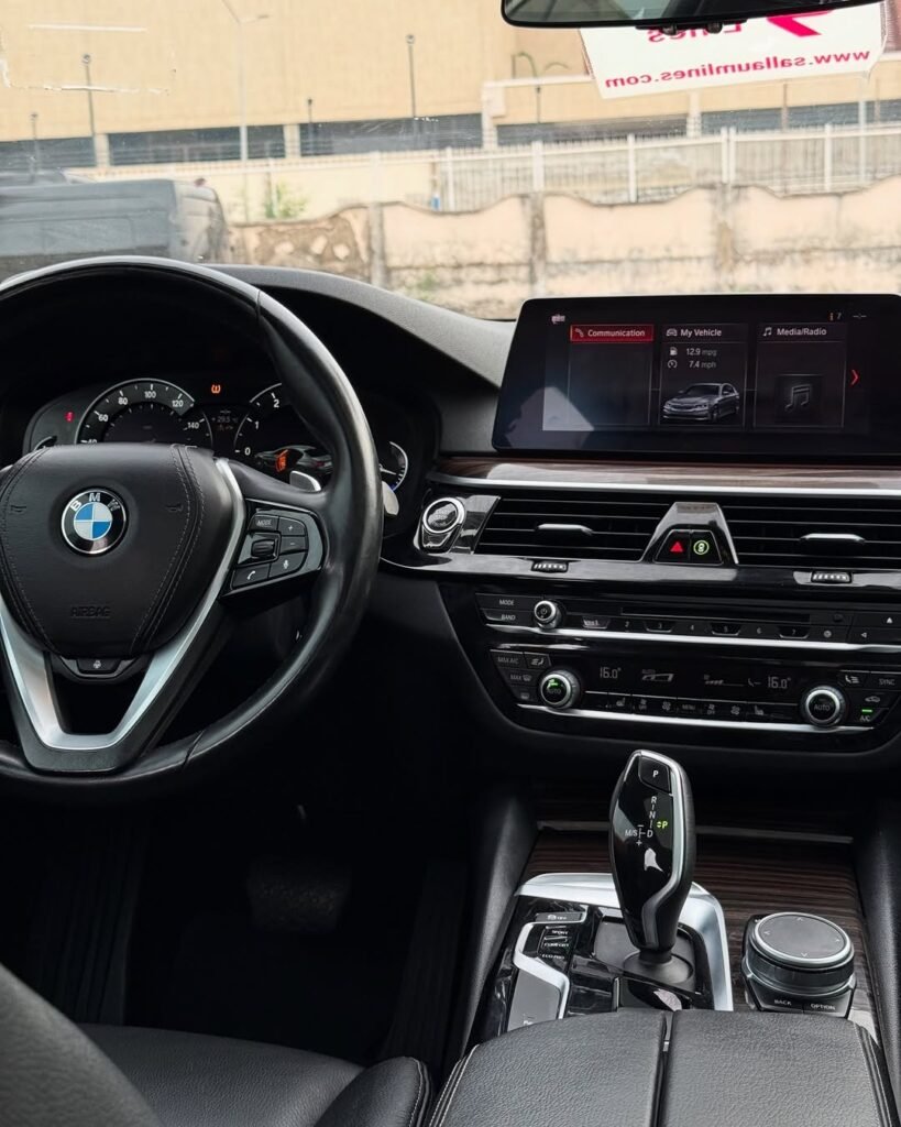 2019 BMW 530i