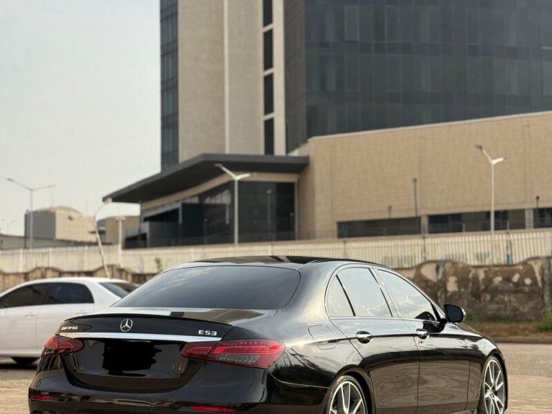 Mercedes-Benz E53 AMG