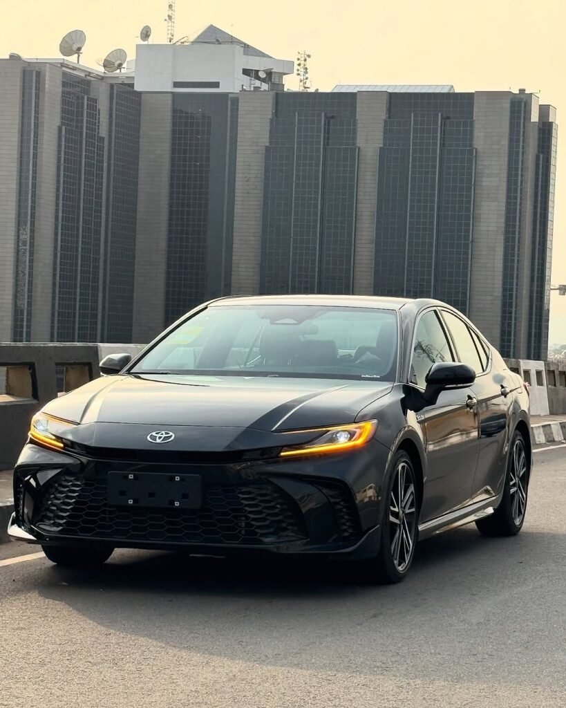 Brand New 2025 Toyota Camry 2.0S HEV
