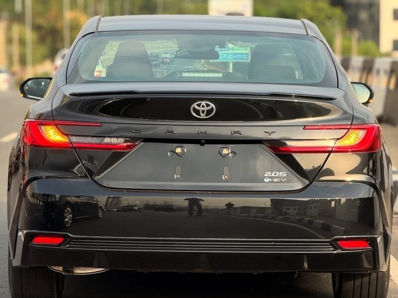 Brand New 2025 Toyota Camry 2.0S HEV