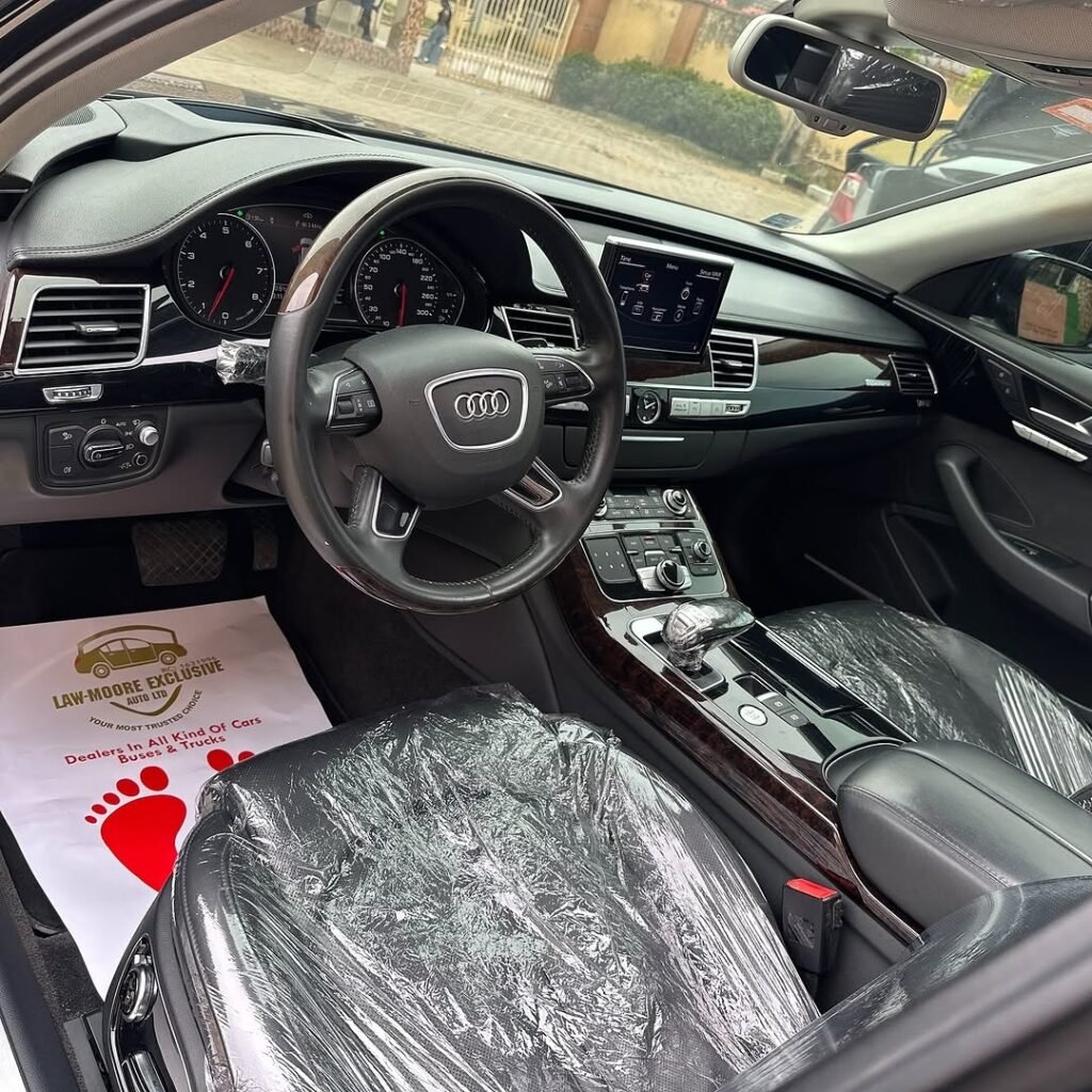2015/2016 Audi A8L