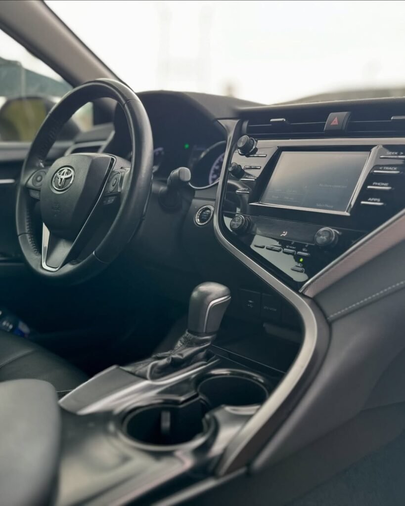 2019 Toyota Camry SE