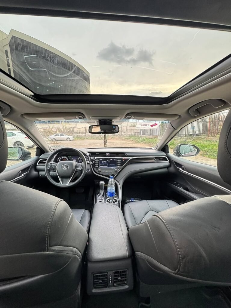 2018 Toyota Camry XLE