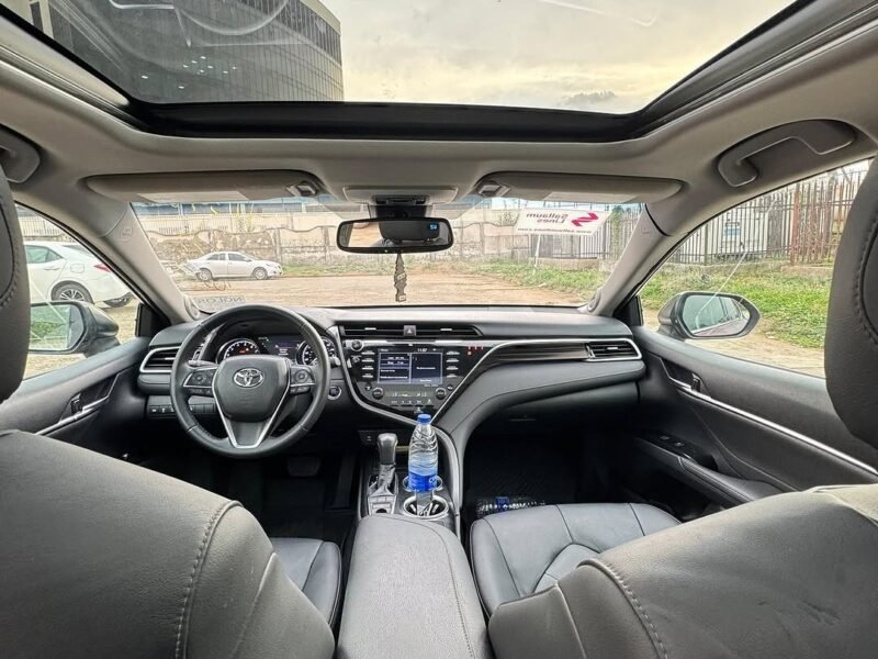 2018 Toyota Camry XLE