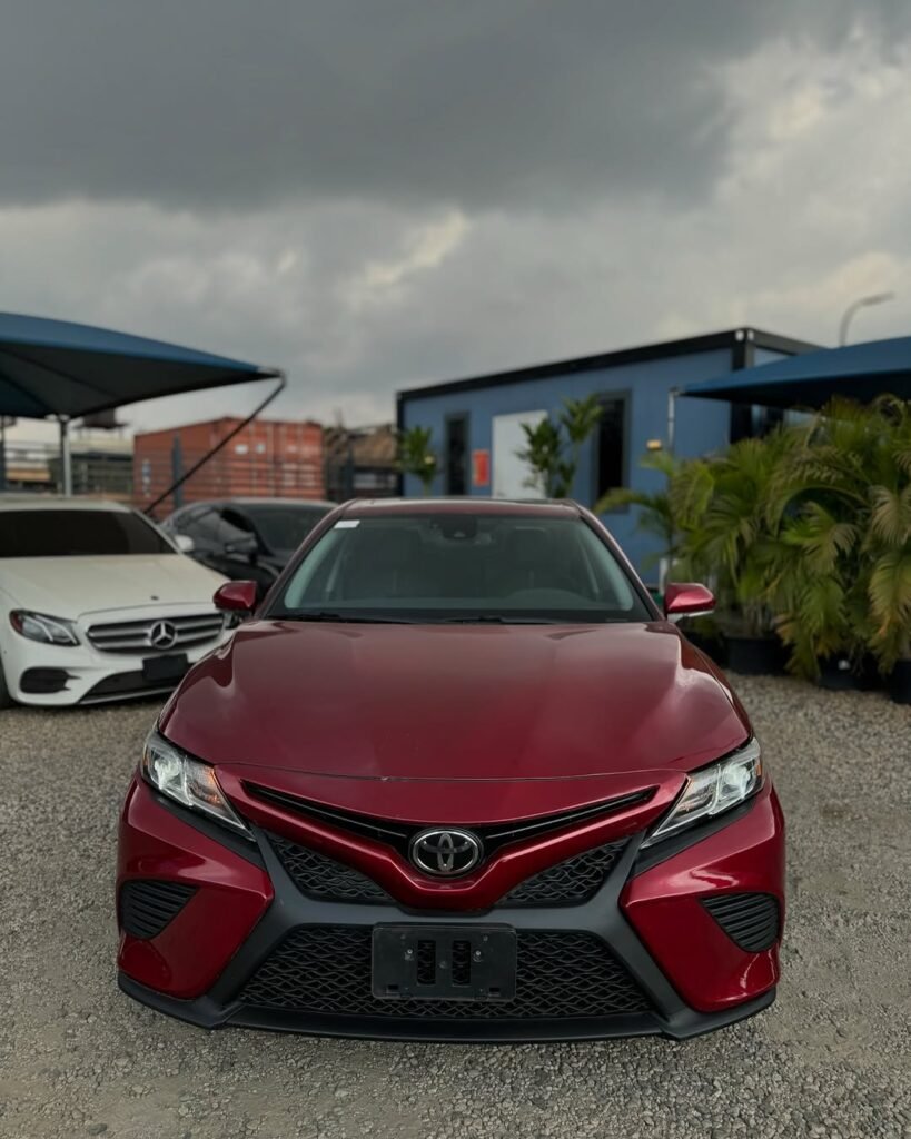 2019 Toyota Camry SE