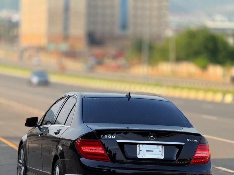 2013 Mercedes-Benz C300