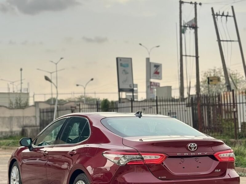 2018 Toyota Camry XLE
