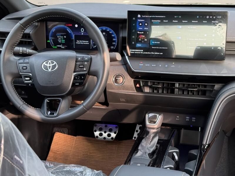 Brand New 2025 Toyota Camry 2.0S HEV