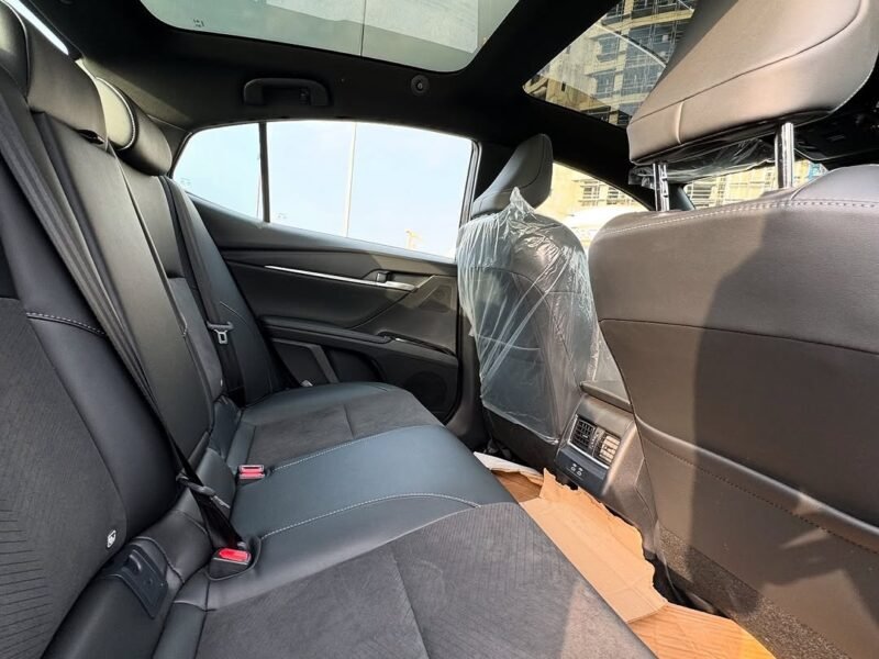 Brand New 2025 Toyota Camry 2.0S HEV